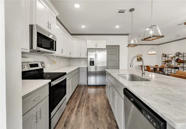 $274,900 | 1000 Granite Court, Bryan, TX 77803