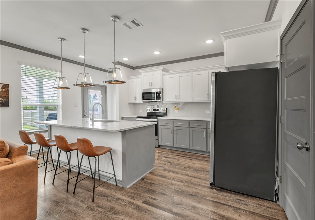 1000 Granite Court Bryan, TX 77803 - Photo 16 of 34