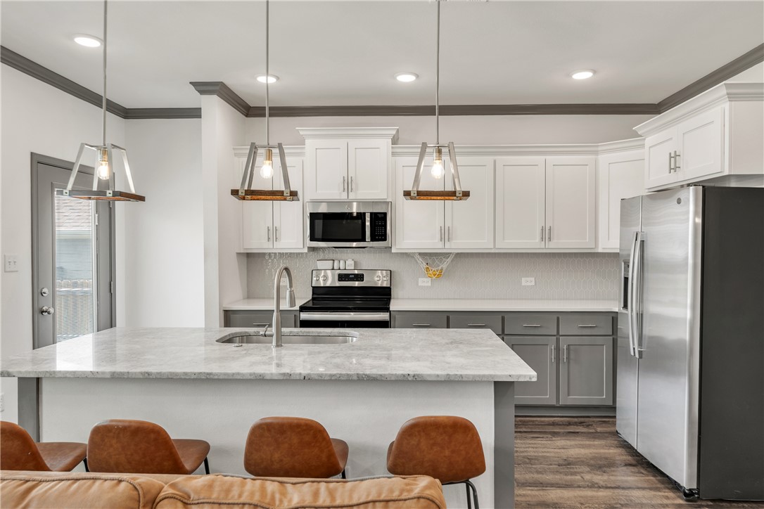 1000 Granite Court Bryan, TX 77803 - Photo 18 of 34