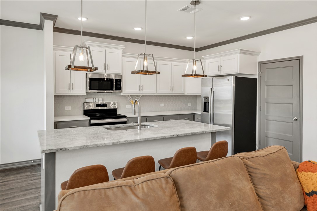 1000 Granite Court Bryan, TX 77803 - Photo 19 of 34