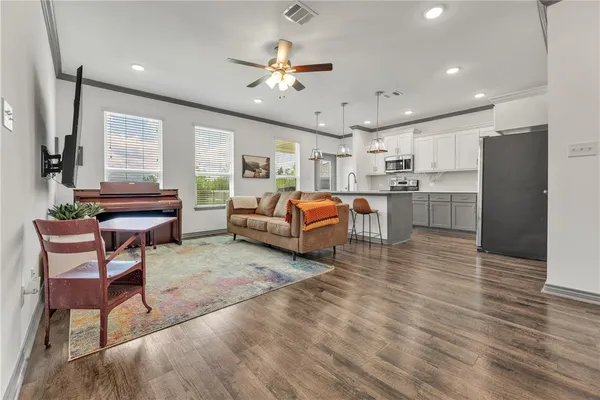 $274,900 | 1000 Granite Court, Bryan, TX 77803