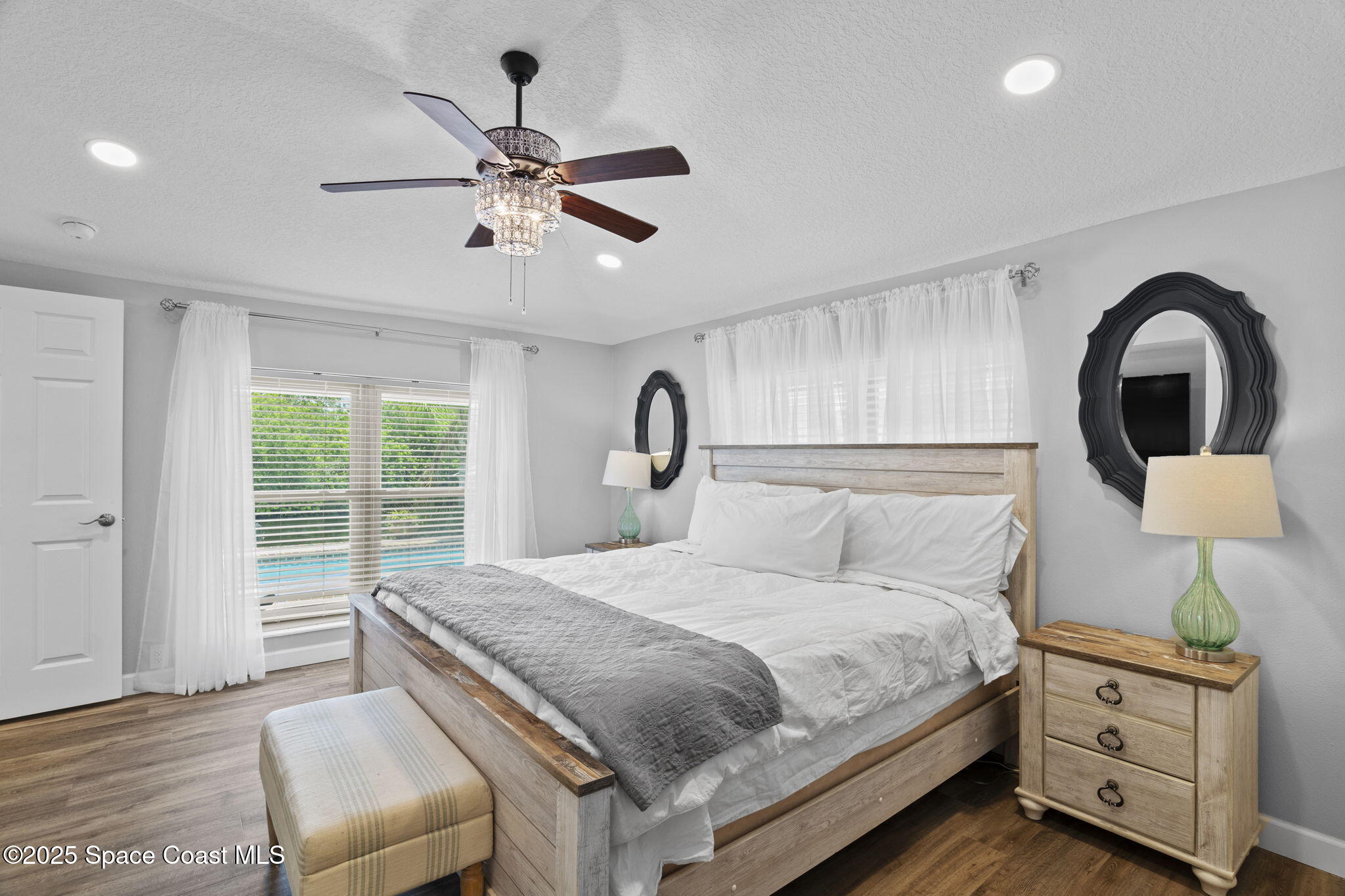 1021 Sunswept Road Northeast Palm Bay, FL 32905 - Photo 18 of 41 16-web-or-mls-P1019064