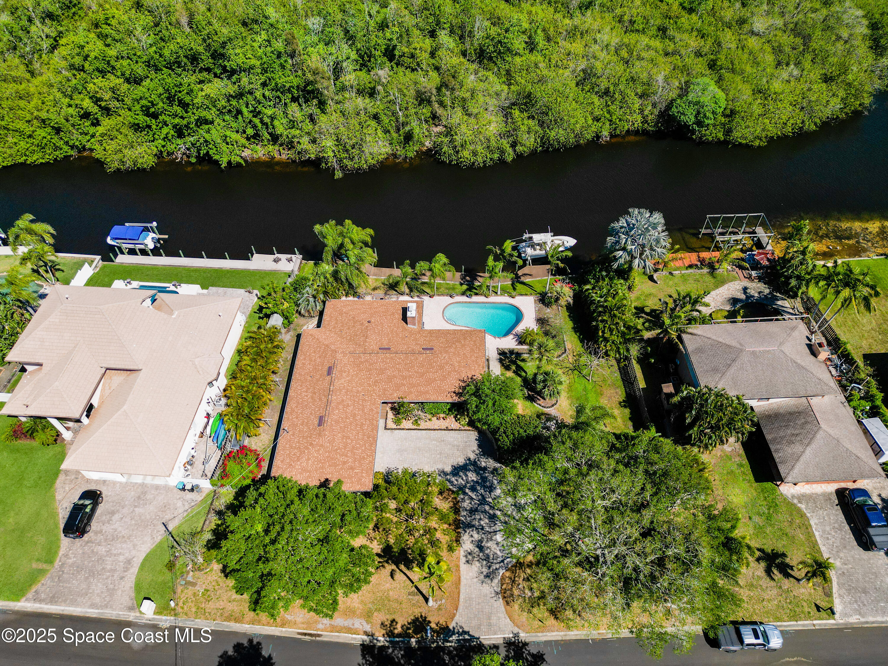 1021 Sunswept Road Northeast Palm Bay, FL 32905 - Photo 37 of 41 House-6