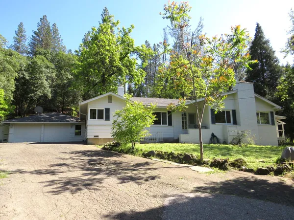 $450,000 | 24040 Tokayana Way, Colfax, CA 95713