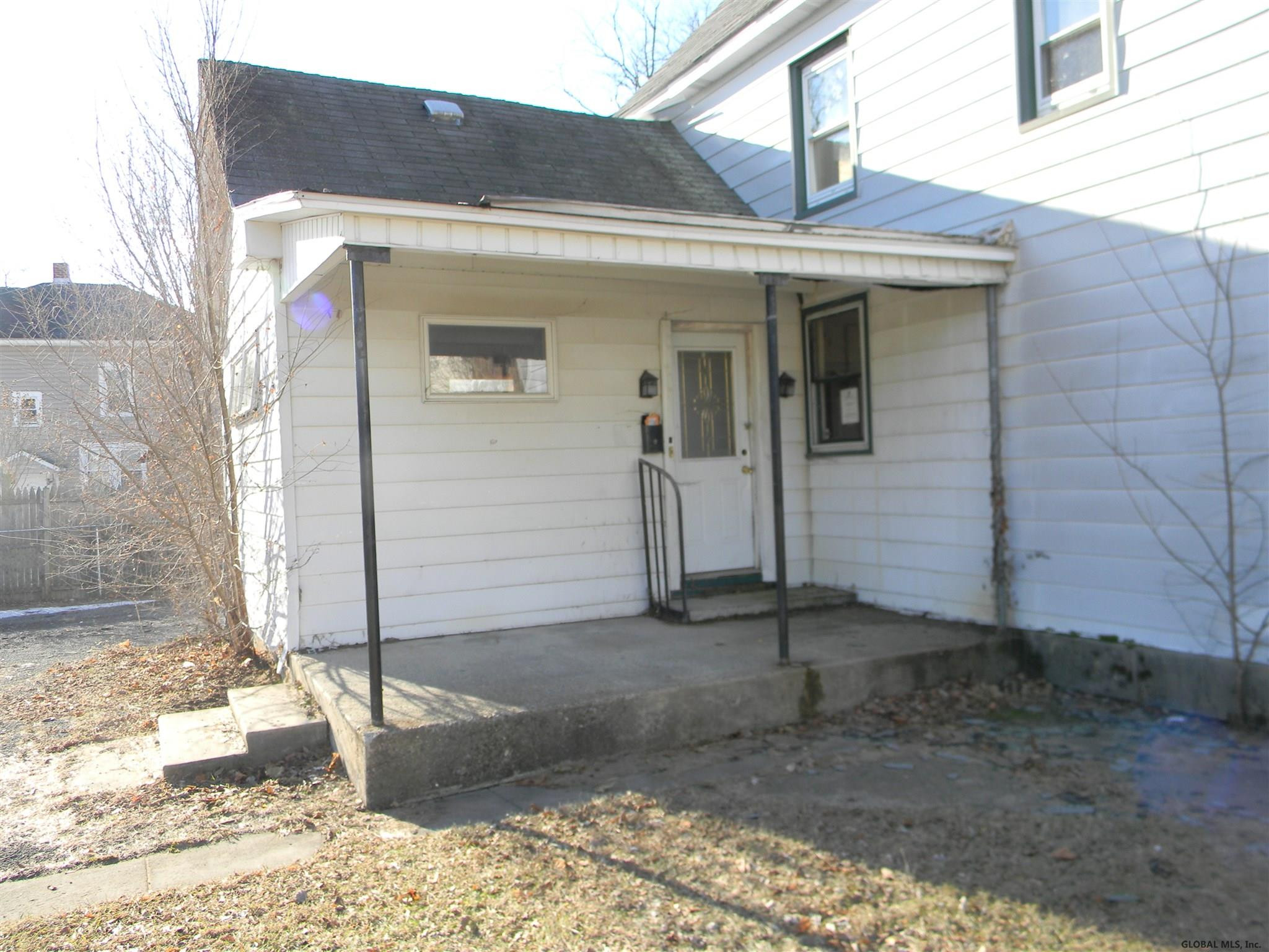 238 Bradford Road Schenectady, NY 12304 - Photo 3 of 44 Photo 3