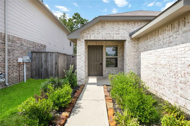 $1,700 | 3651 Solanum Drive, Conroe, TX 77301
