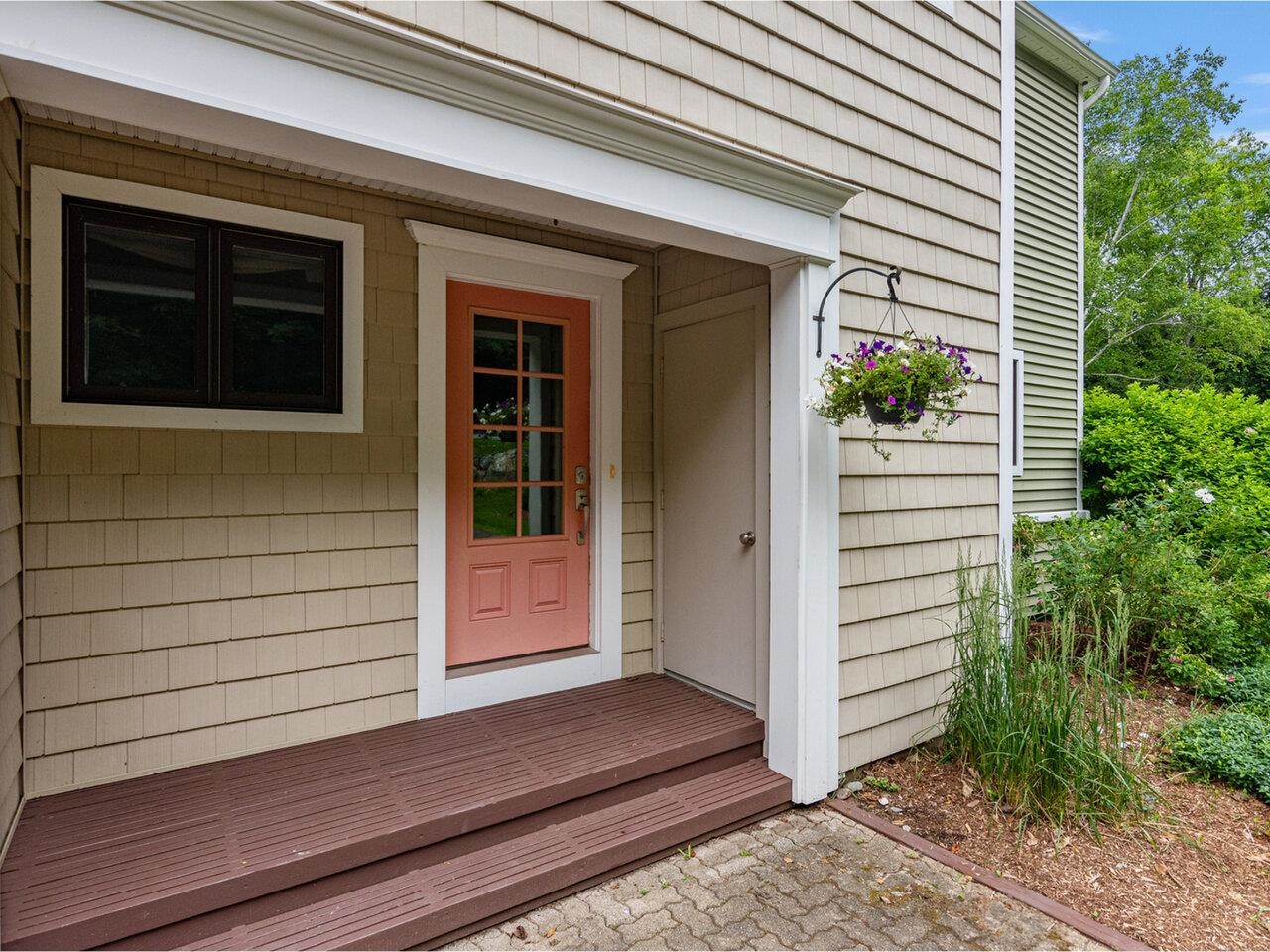 1439 East Hill Road Williston, VT 05495 - Photo 28 of 42 Gallery Image 28