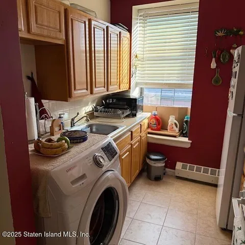 $169,000 | 2023 Belmont Avenue, Unit 4C | East Tremont