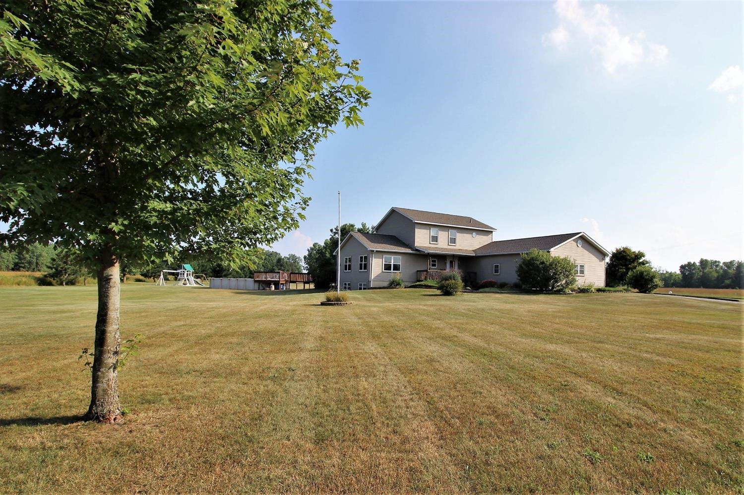 10111 Grames Road Maybee, MI 48159 - Photo 3 of 10 Photo 3