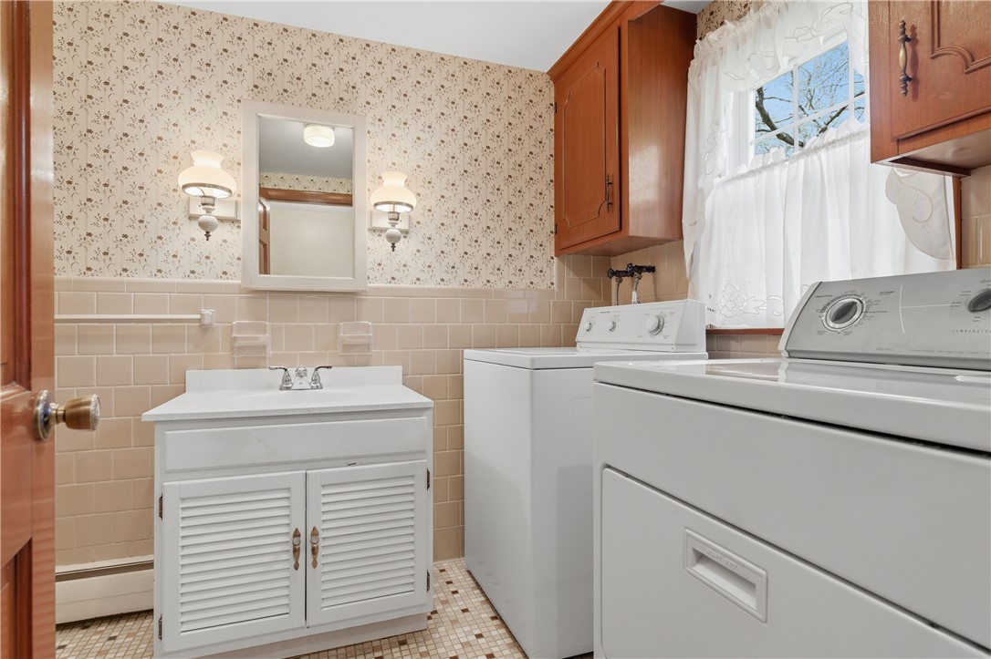 2 High Ridge Drive Cumberland, RI 02864 - Photo 18 of 49
