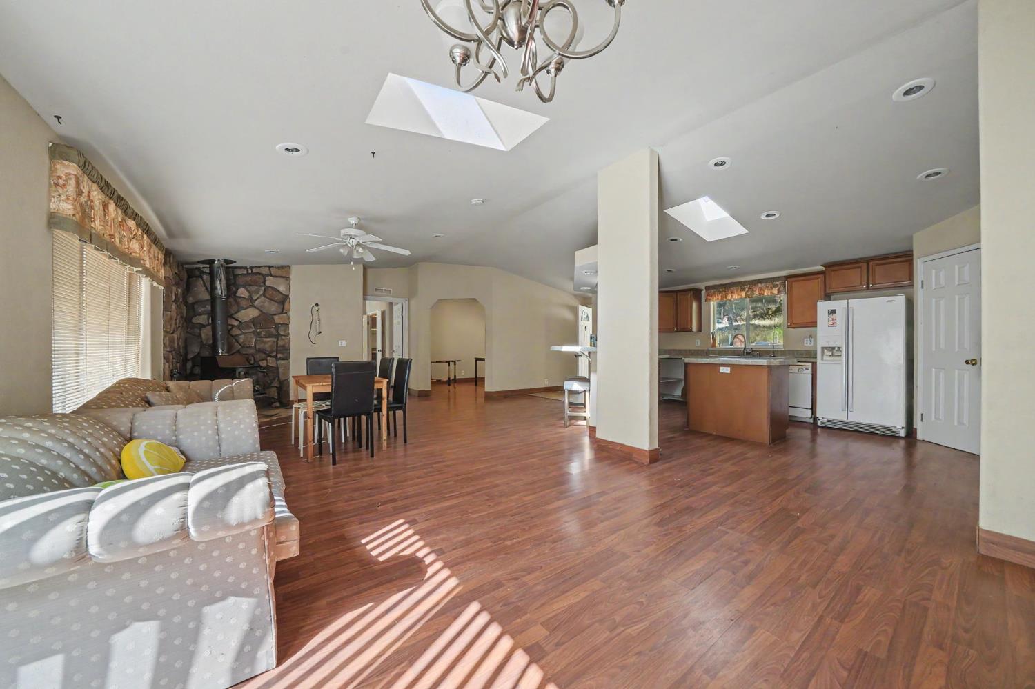6240 Michel Road Mountain Ranch, CA 95246 - Photo 9 of 92