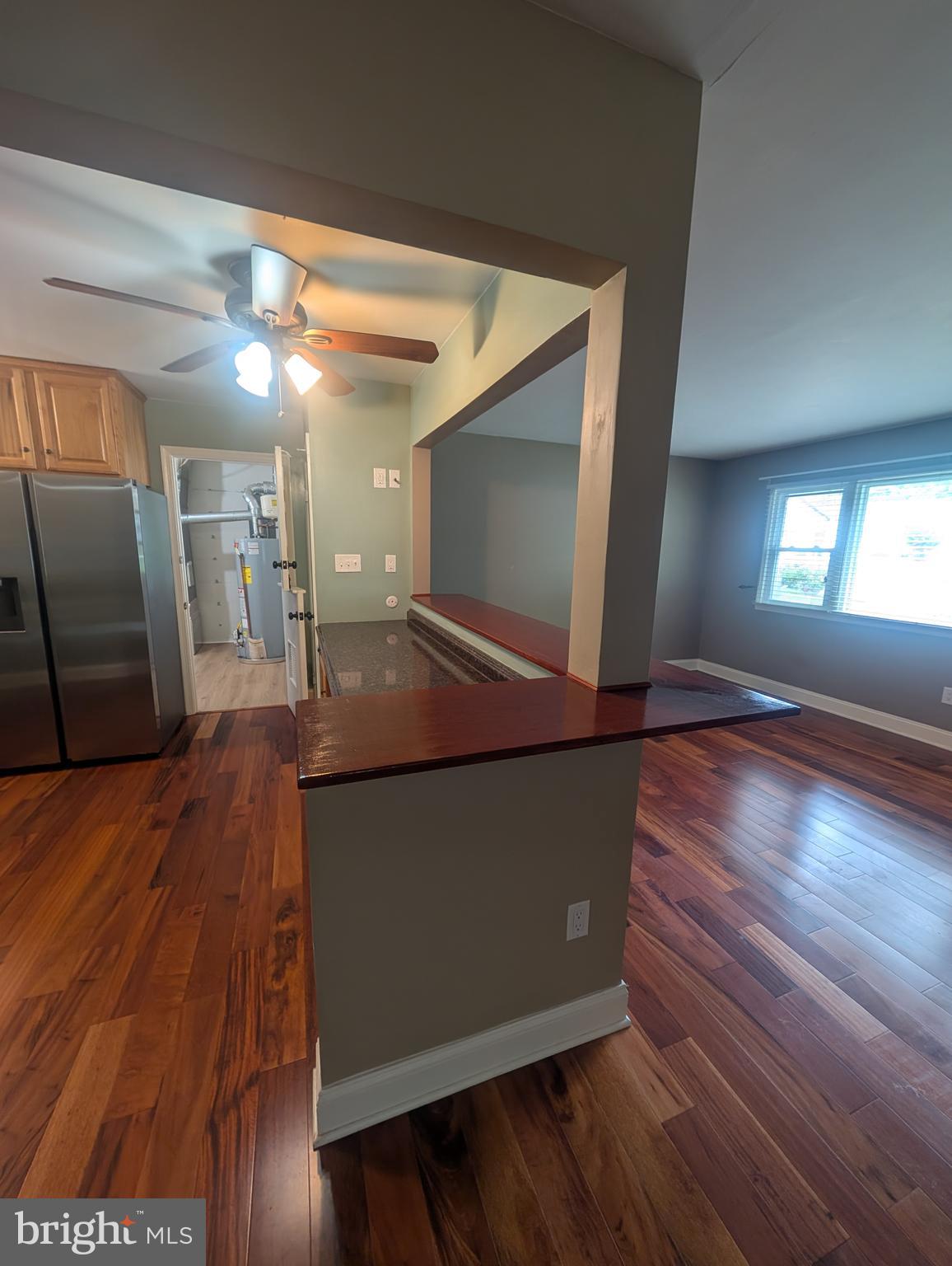 7407 Castle Road Manassas, VA 20109 - Photo 4 of 21 Extra counter space