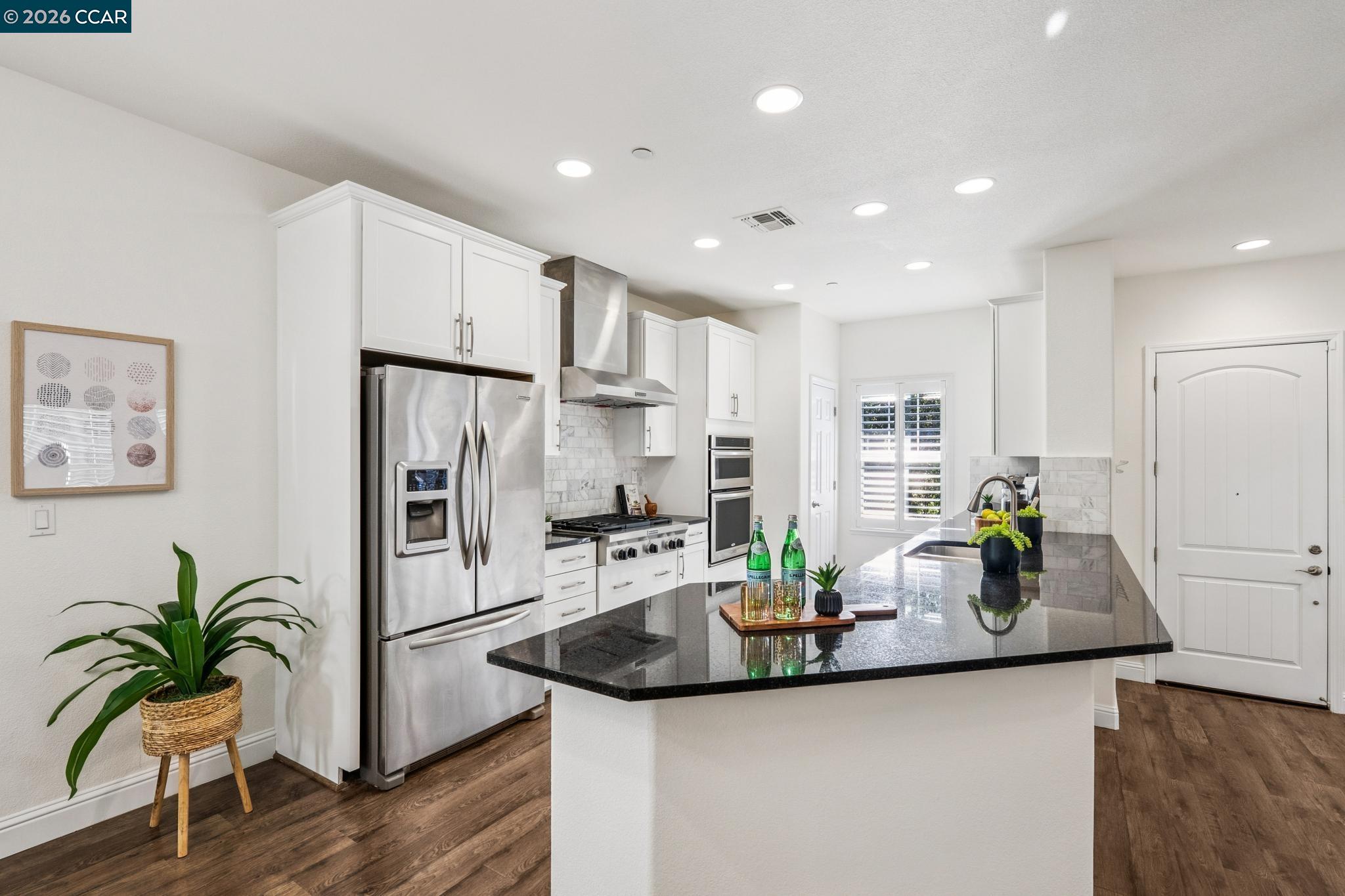 15 Hazel Tree Ridge Orinda, CA 94563 - Photo 11 of 34