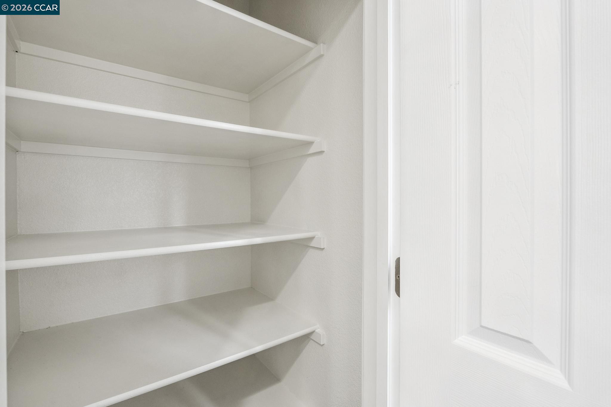 15 Hazel Tree Ridge Orinda, CA 94563 - Photo 4 of 34