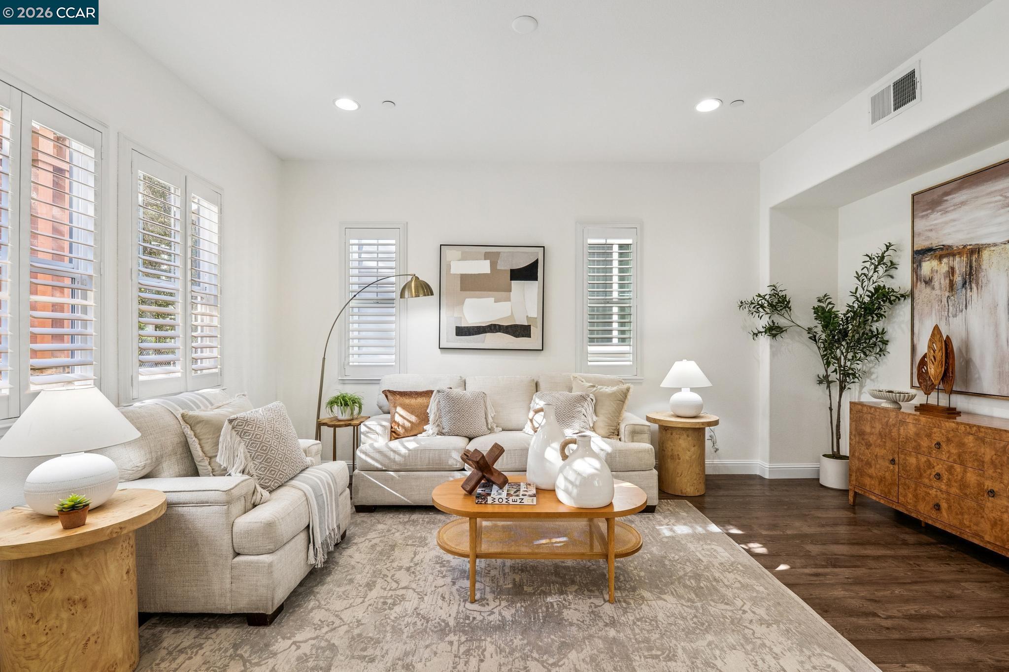 15 Hazel Tree Ridge Orinda, CA 94563 - Photo 10 of 34