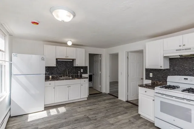 $1,900 | 13 Greenwood Street, Unit 3, Gardner, MA 01440