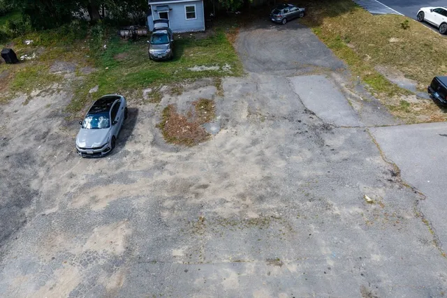 $1,900 | 13 Greenwood Street, Unit 3, Gardner, MA 01440