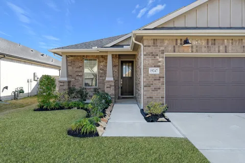 $325,000 | 19247 Palfrey Prairie Trail, Tomball, TX 77377