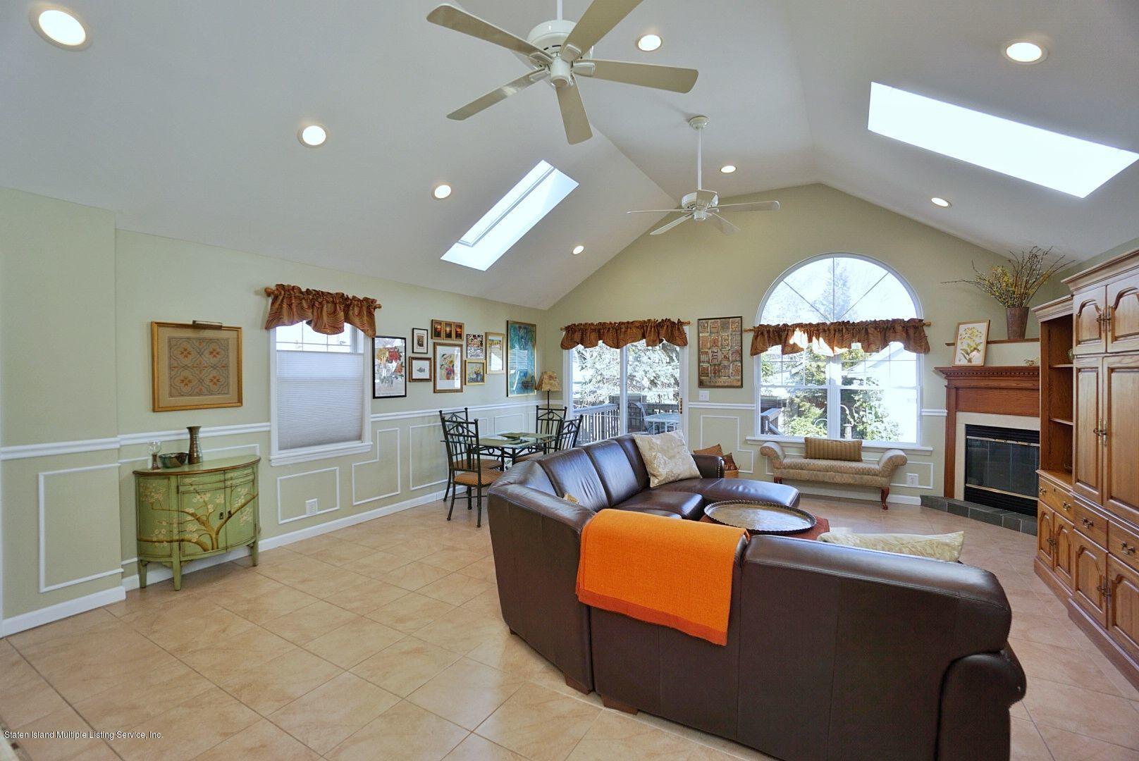 65 Burnside Avenue Staten Island, NY 10302 - Photo 19 of 49 family room