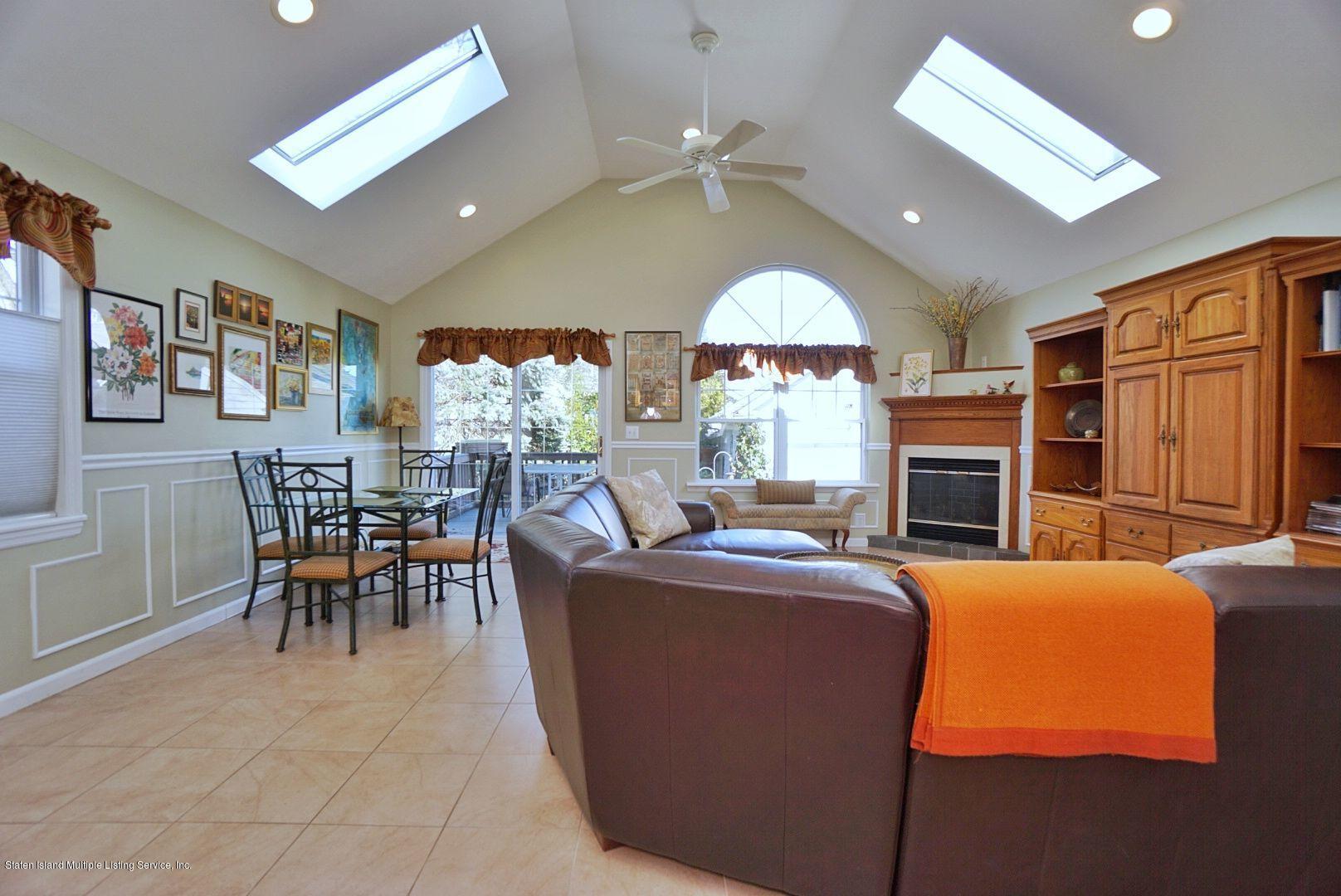 65 Burnside Avenue Staten Island, NY 10302 - Photo 23 of 49 family room