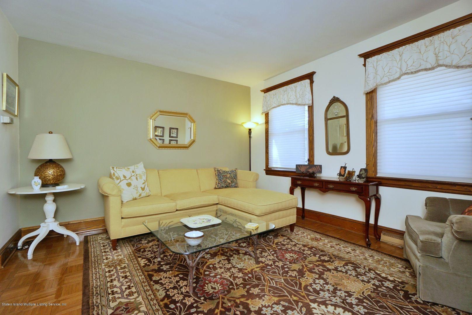 65 Burnside Avenue Staten Island, NY 10302 - Photo 9 of 49 living room