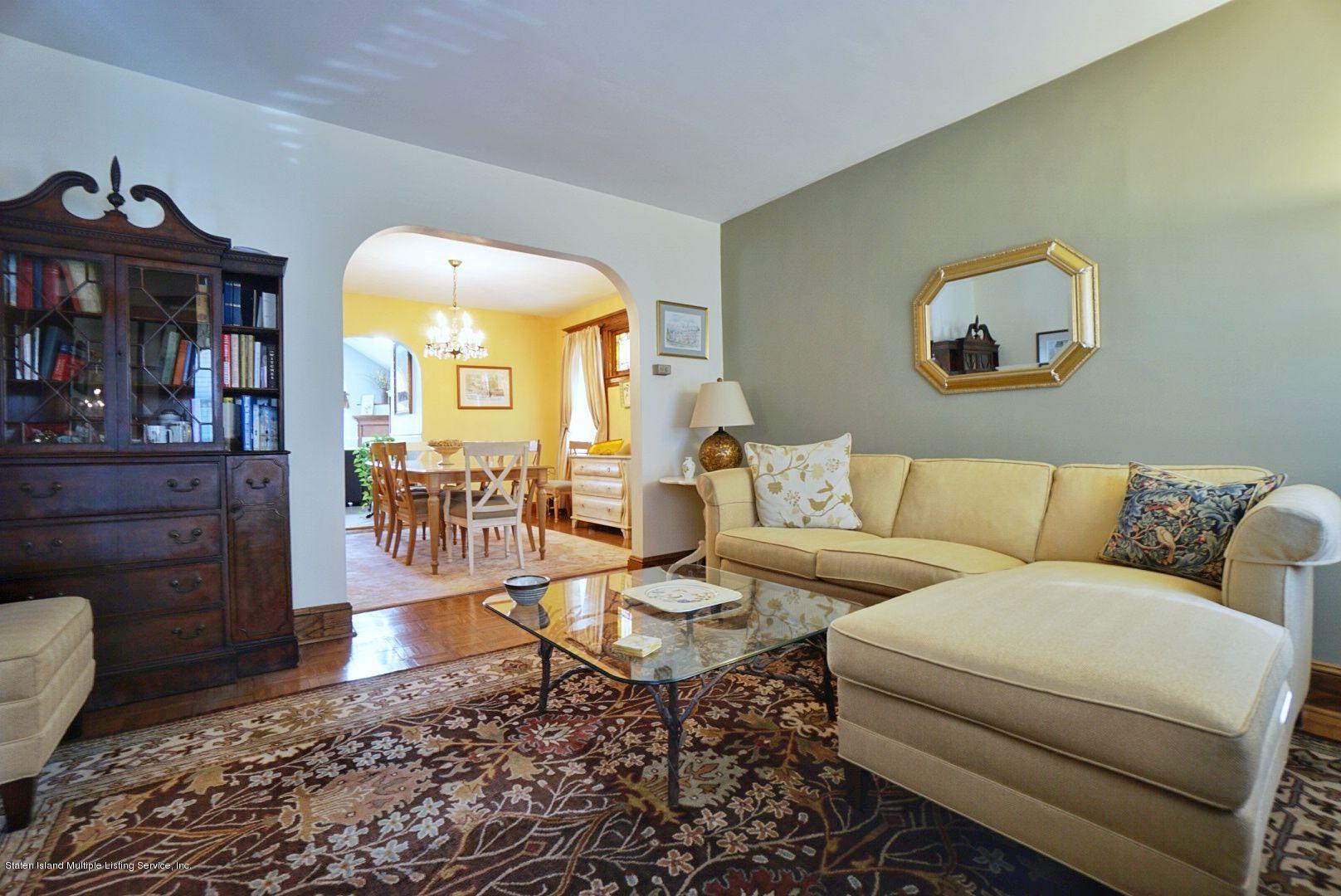 65 Burnside Avenue Staten Island, NY 10302 - Photo 10 of 49 living room