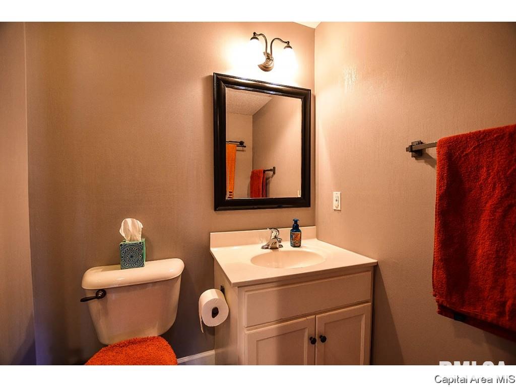6420 Winterberry Lane Springfield, IL 62712 - Photo 30 of 33 Gallery Image 30
