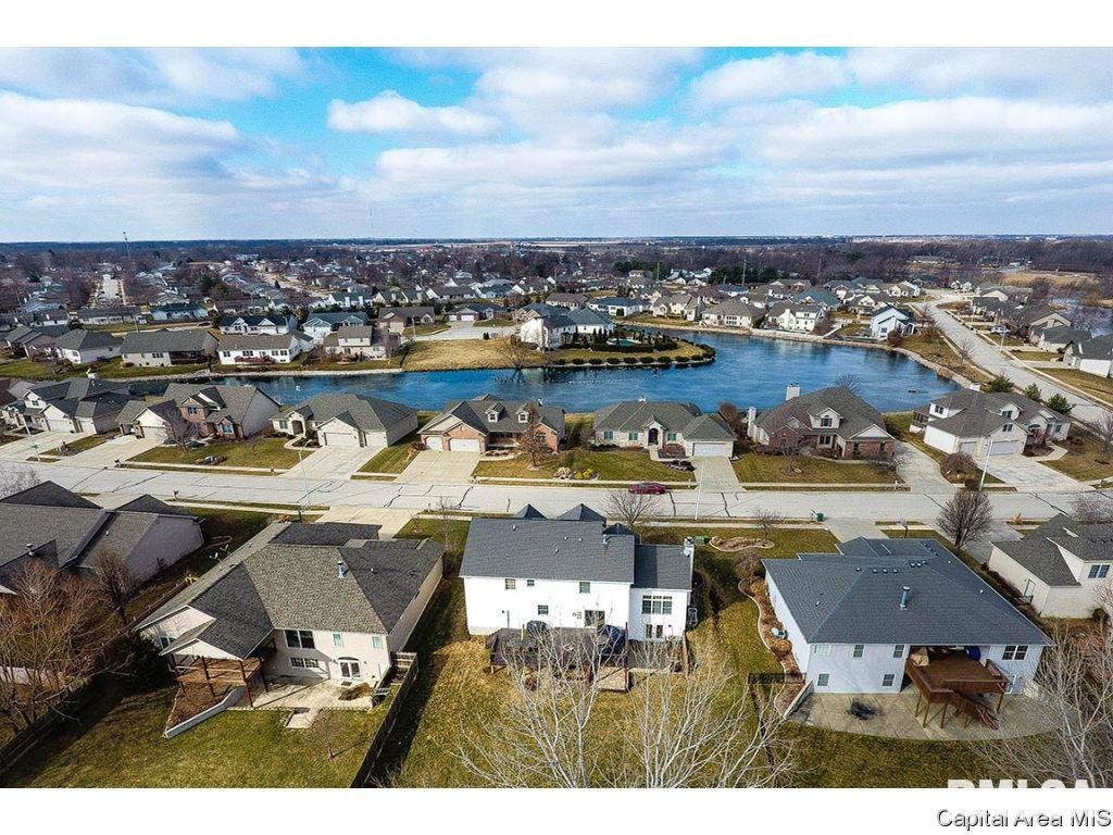 6420 Winterberry Lane Springfield, IL 62712 - Photo 32 of 33 Gallery Image 32