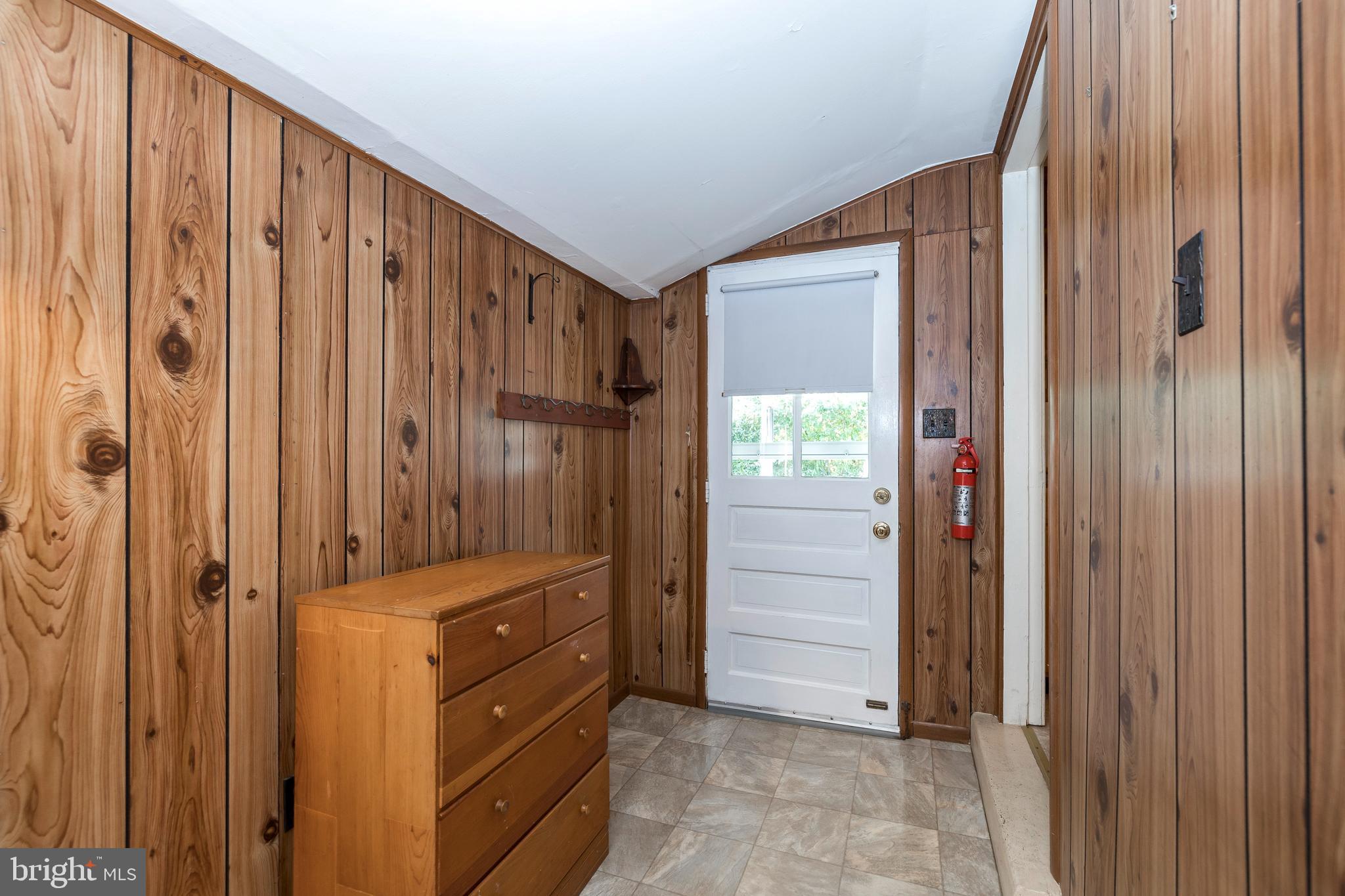 1208 Larchwood Road Flourtown, PA 19031 - Photo 11 of 37