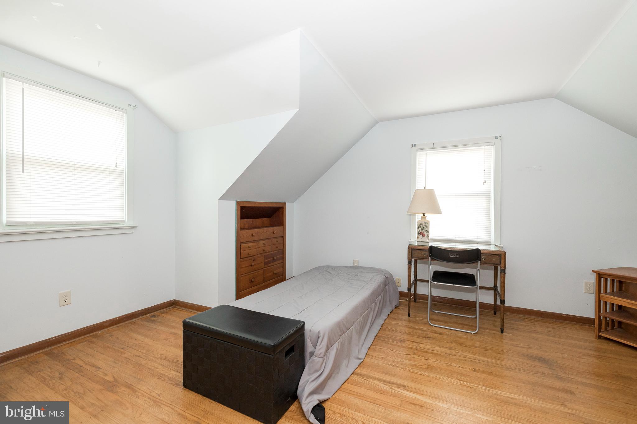 1208 Larchwood Road Flourtown, PA 19031 - Photo 20 of 37