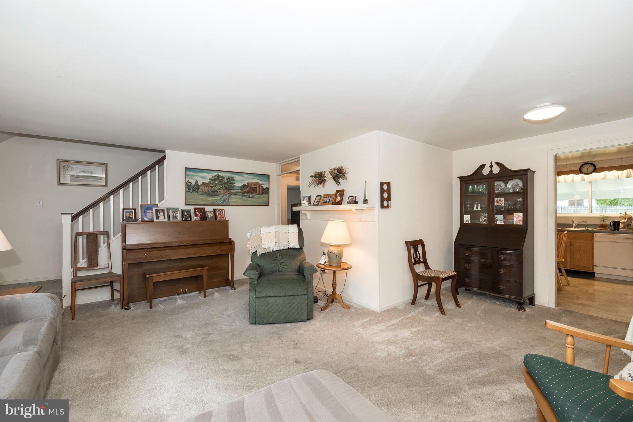 1208 Larchwood Road Flourtown, PA 19031 - Photo 7 of 37