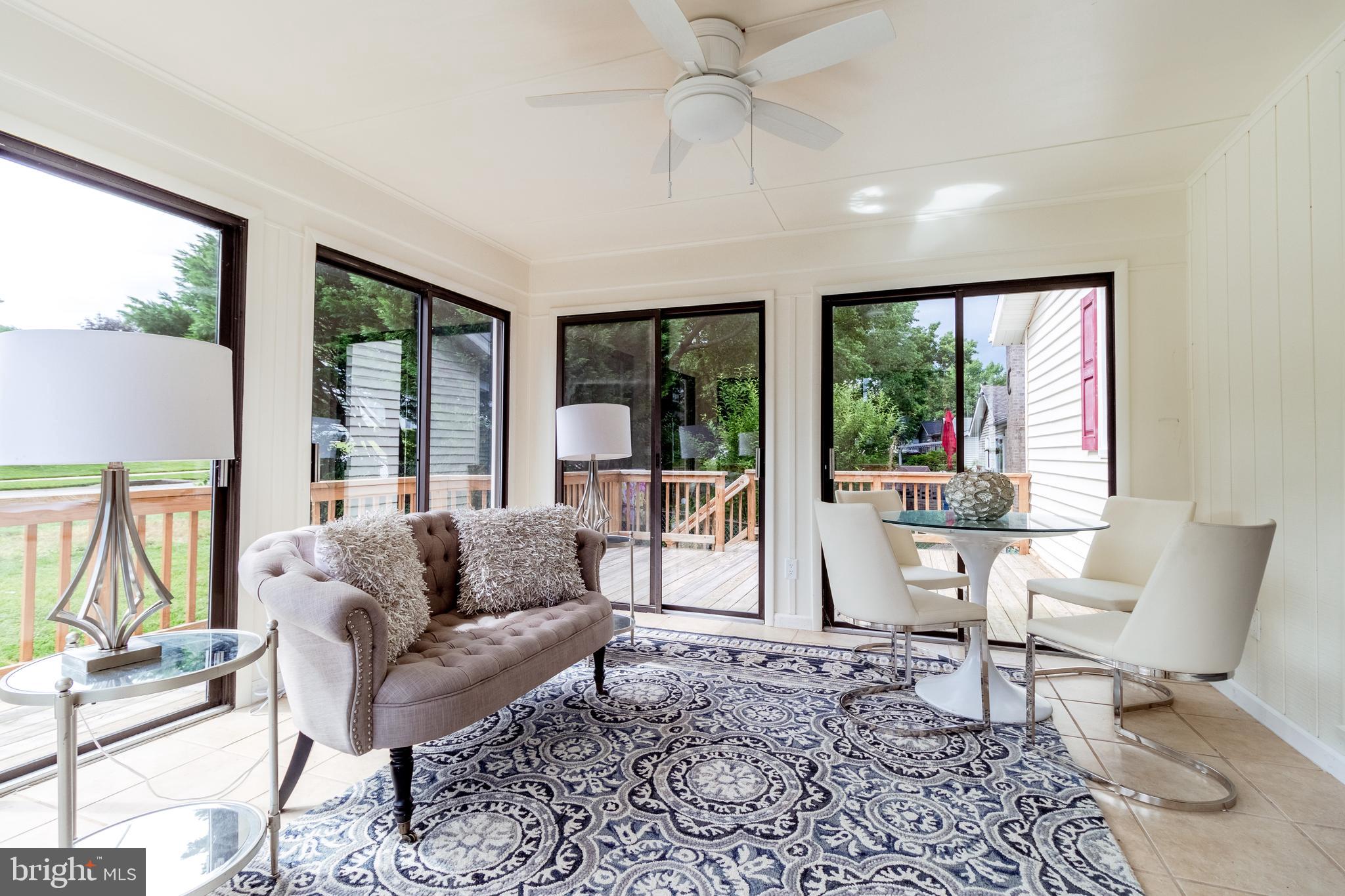 38 Vansant Road Newark, DE 19711 - Photo 15 of 42 Beautiful Light Filled Sun Room