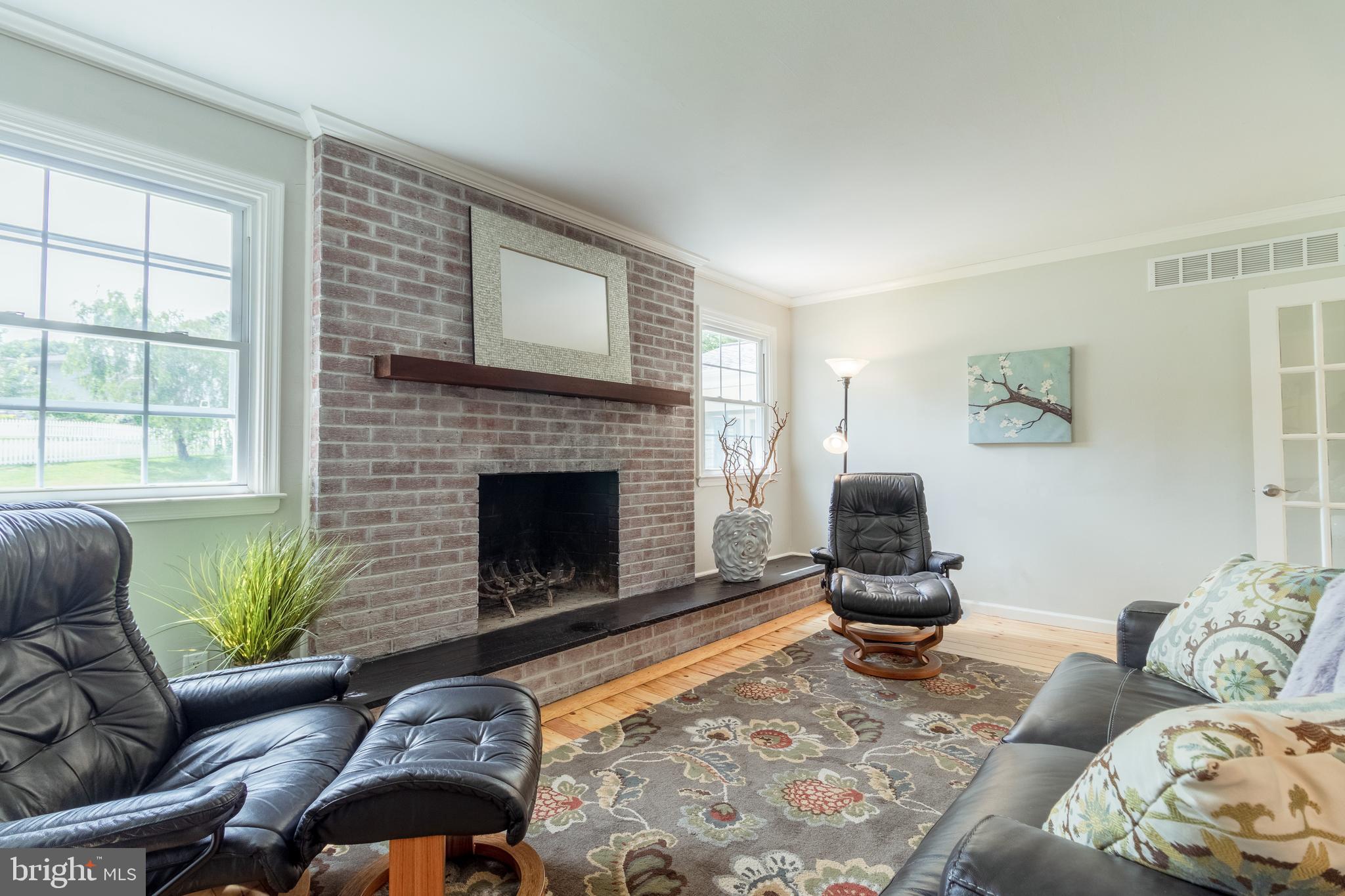 38 Vansant Road Newark, DE 19711 - Photo 19 of 42 Family Room with Brick Wood Burning Fireplace