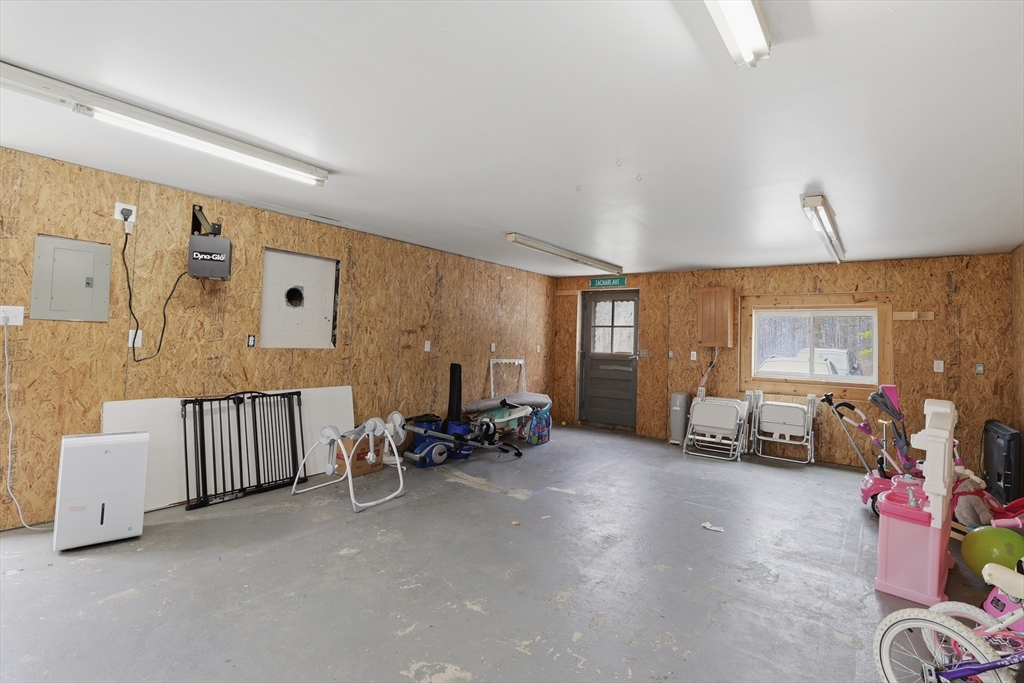218 Airport Road Gardner, MA 01440 - Photo 33 of 42