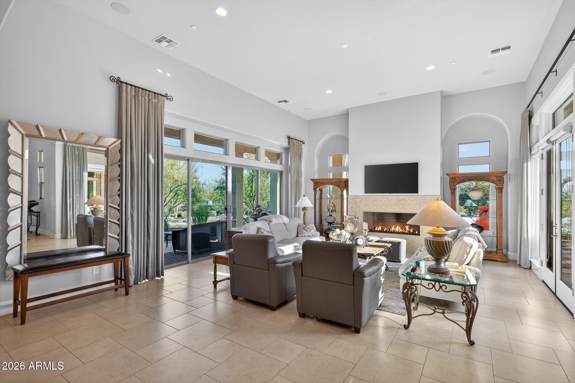 17420 East Monument Court Rio Verde, AZ 85263 - Photo 15 of 70 26) GREAT ROOM