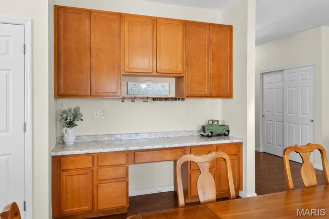 $438,800 | 1012 Crooked Stick Drive, Caseyville, IL 62232