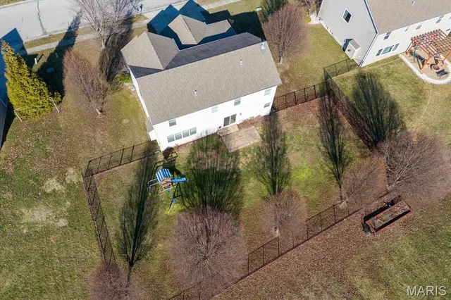 $438,800 | 1012 Crooked Stick Drive, Caseyville, IL 62232