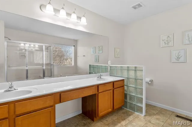 $438,800 | 1012 Crooked Stick Drive, Caseyville, IL 62232