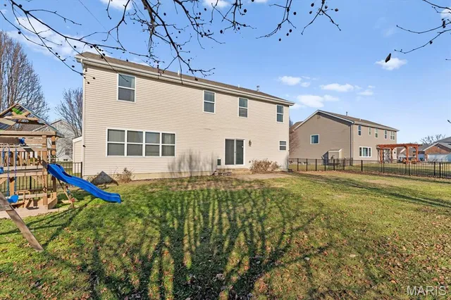 $438,800 | 1012 Crooked Stick Drive, Caseyville, IL 62232