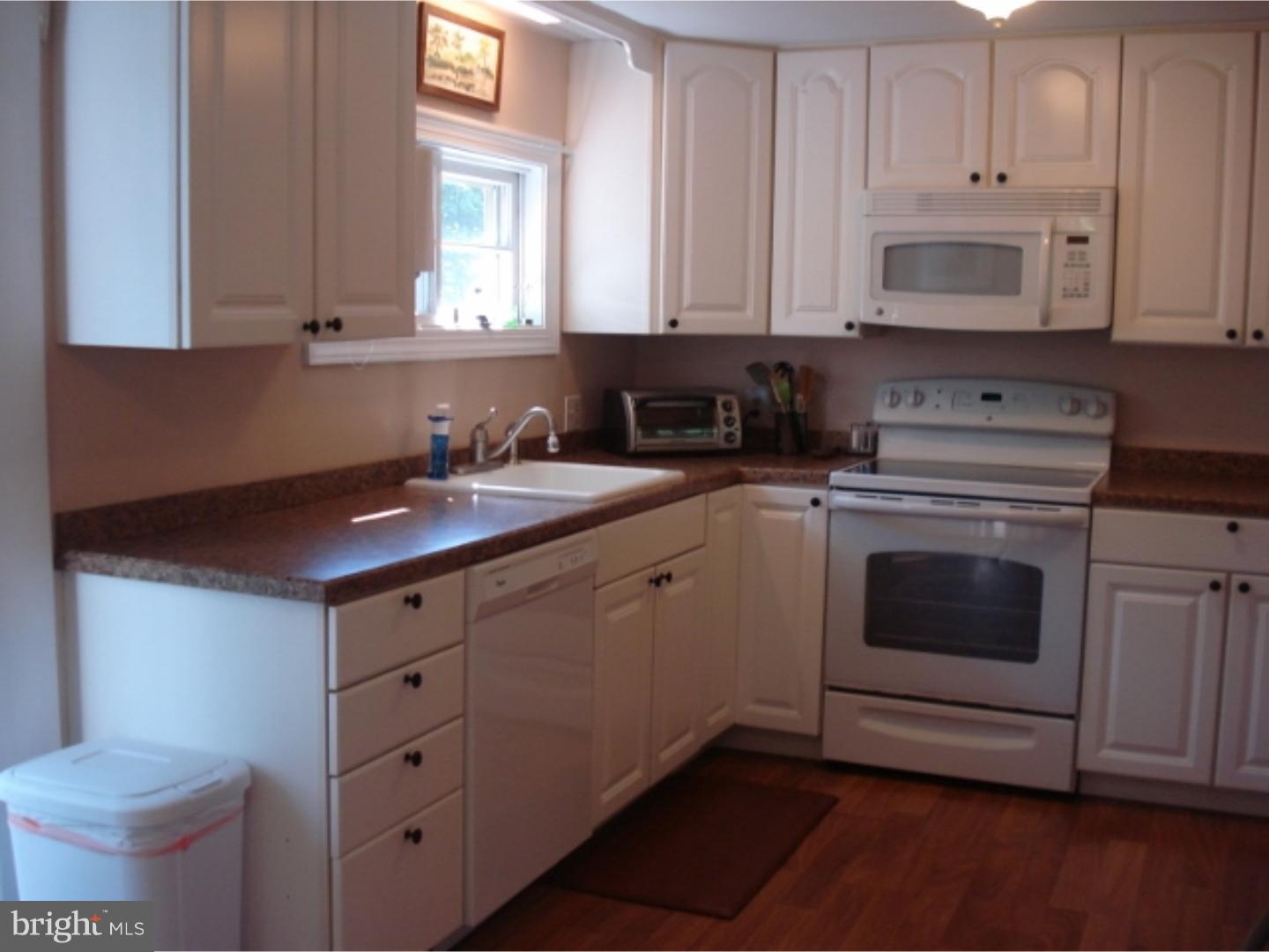 65 Lyndell Road Downingtown, PA 19335 - Photo 10 of 19 Kitchen