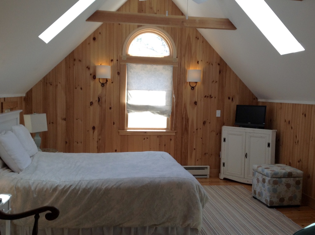 39 Tower Ridge Road Oak Bluffs, MA 02557 - Photo 22 of 33 Master bedroom on third floor