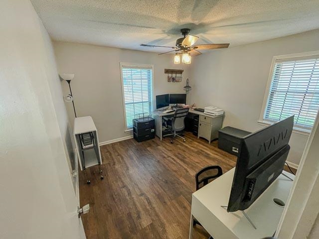 4902 Whitworth Road Memphis, TN 38116 - Photo 24 of 31 Home office featuring a textured ceiling, plenty of natural light, ceiling fan, and dark hardwood / wood-style flooring
