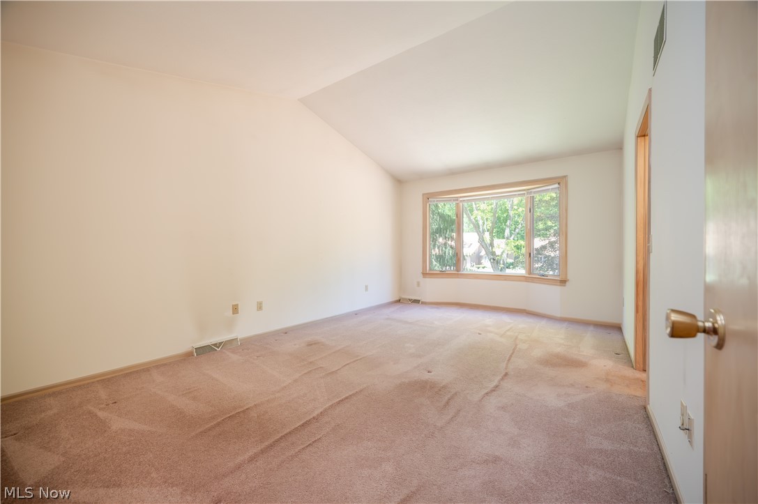 9114 Inverrary Warren, OH 44484 - Photo 25 of 49