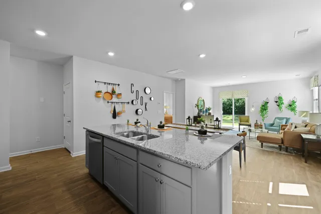 $438,205 | 201 Horizon Rdg Drive, Summerville, SC 29486