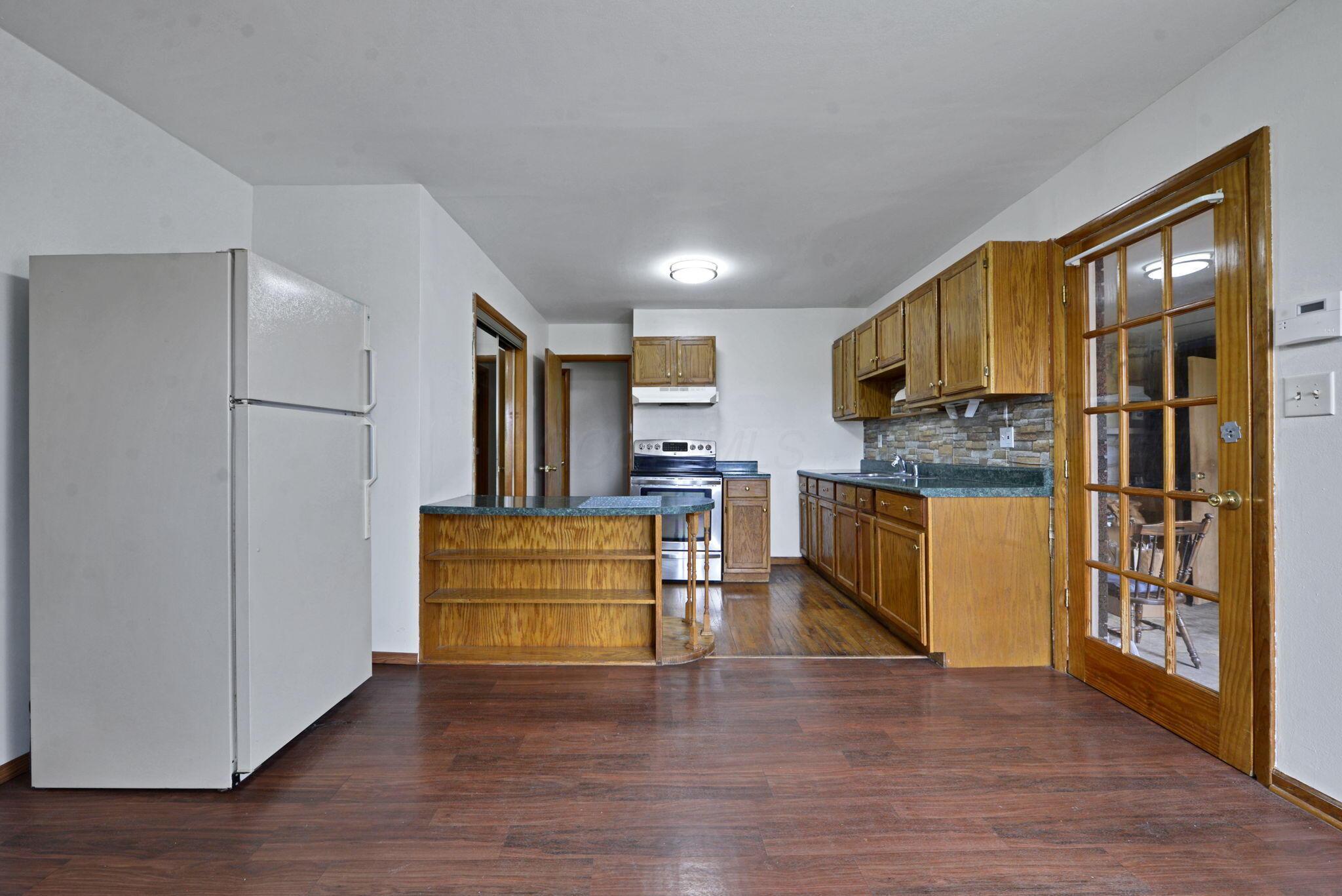 860 Basswood Road Columbus, OH 43207 - Photo 23 of 35 24-web-or-mls-860-basswood-rd