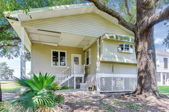 $159,000 | 141 Martin Hebert Street, Lake Charles, LA 70607
