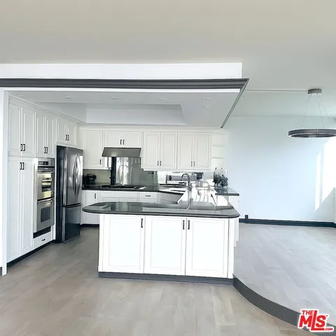 $6,500 | 17366 Sunset Boulevard, Unit 105, Pacific Palisades, CA 90272