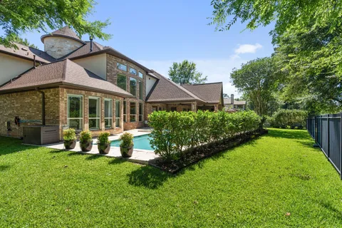 a house with garden in front of it
