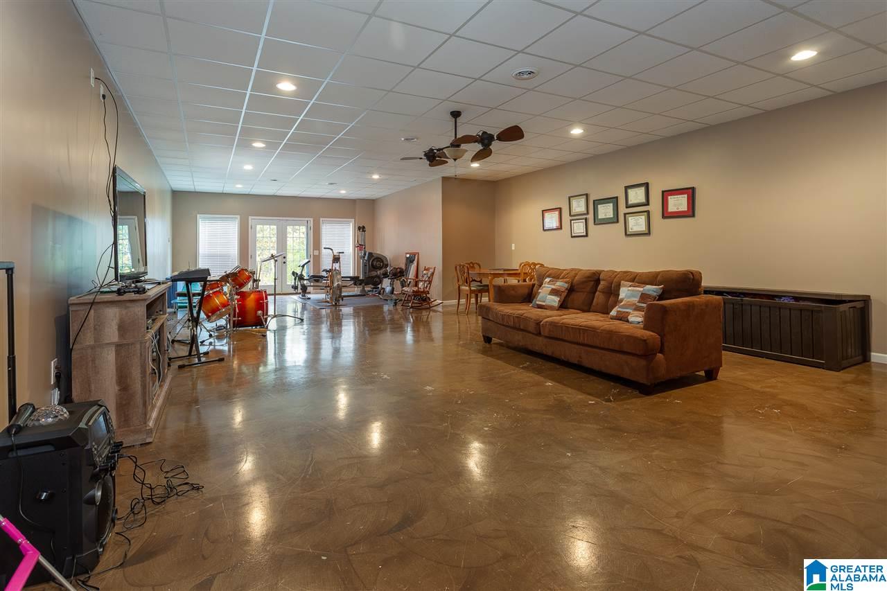 558 McIntosh Road Oxford, AL 36203 - Photo 5 of 46