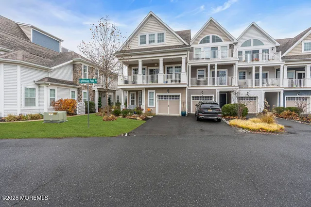 $1,250,000 | 24 Lighthouse Point Road, Highlands, NJ 07732